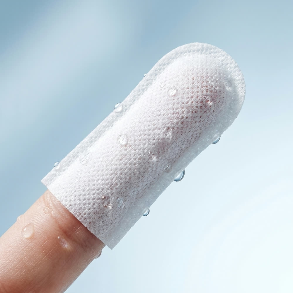 Finger wipe